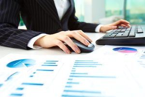 التداول اليومي هي استراتيجية متبعة من قبل الكثير من المتداولين