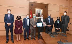 مجلس إدارة كوميل يقترح زيادة رأس مال الشركة بنسبة 100% من خلال أسهم مجانية