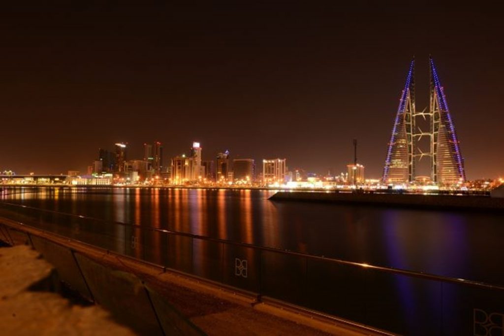 يسعى الكثير من المستثمرين إلى تداول الذهب و تداول البيتكوين من خلال افضل شركات التداول في البحرين